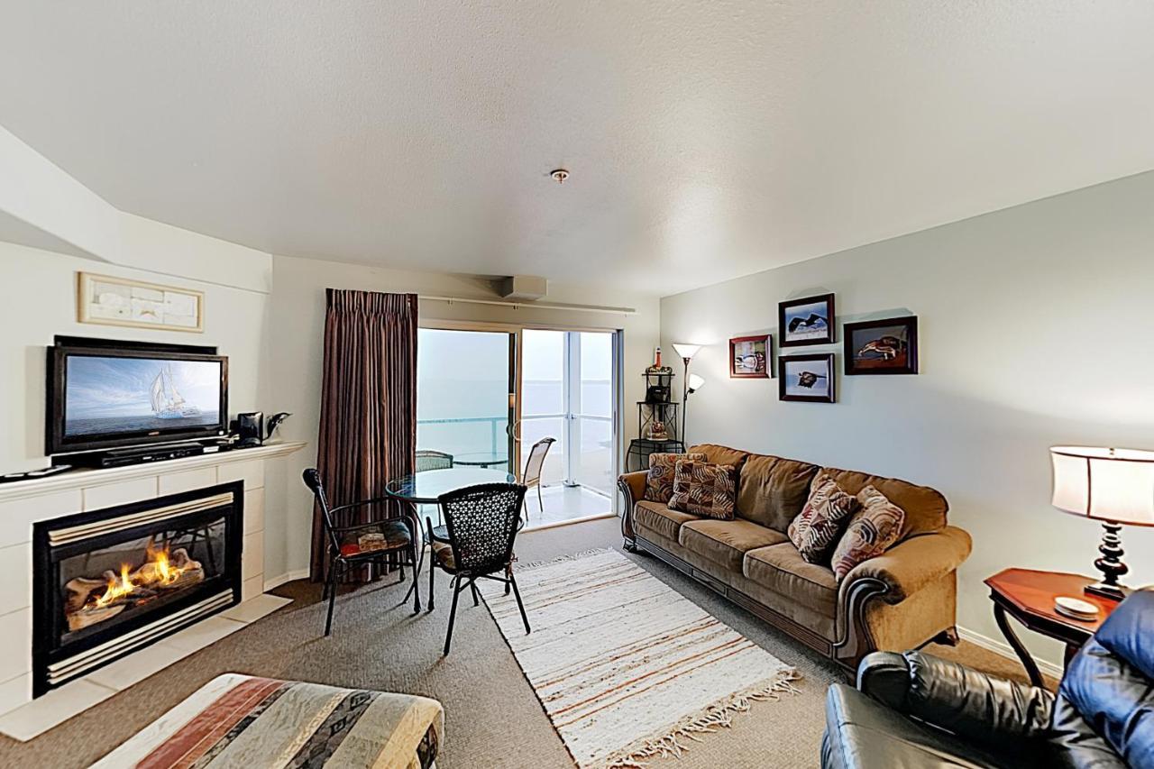 Apartamento Waters Edge Salishan Beach Habitación foto