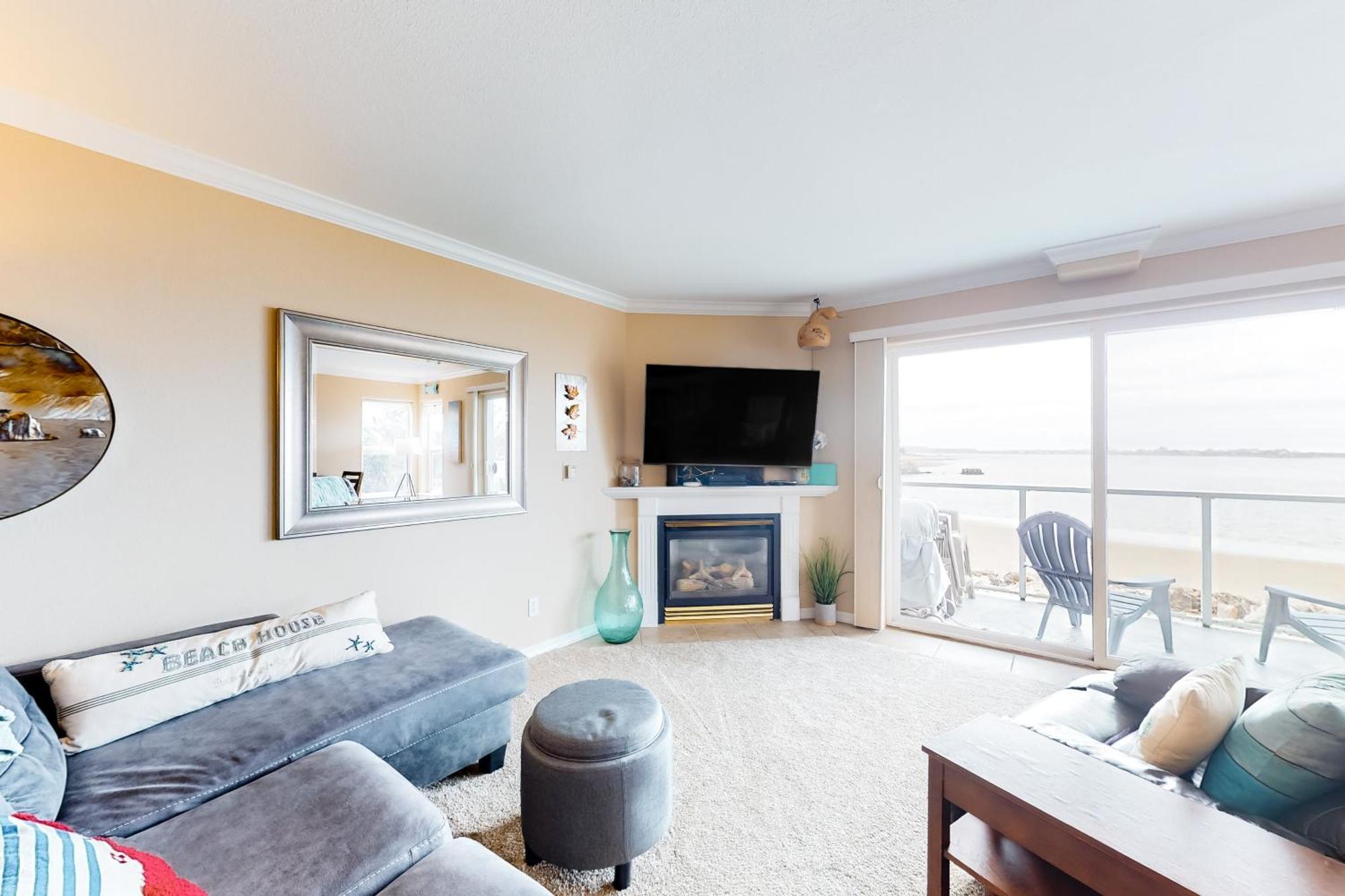Apartamento Waters Edge Salishan Beach Habitación foto